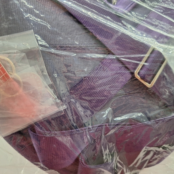 Harvey's Shag Viva Las Vegas sweetheart crossbody bag - Picture 3 of 5